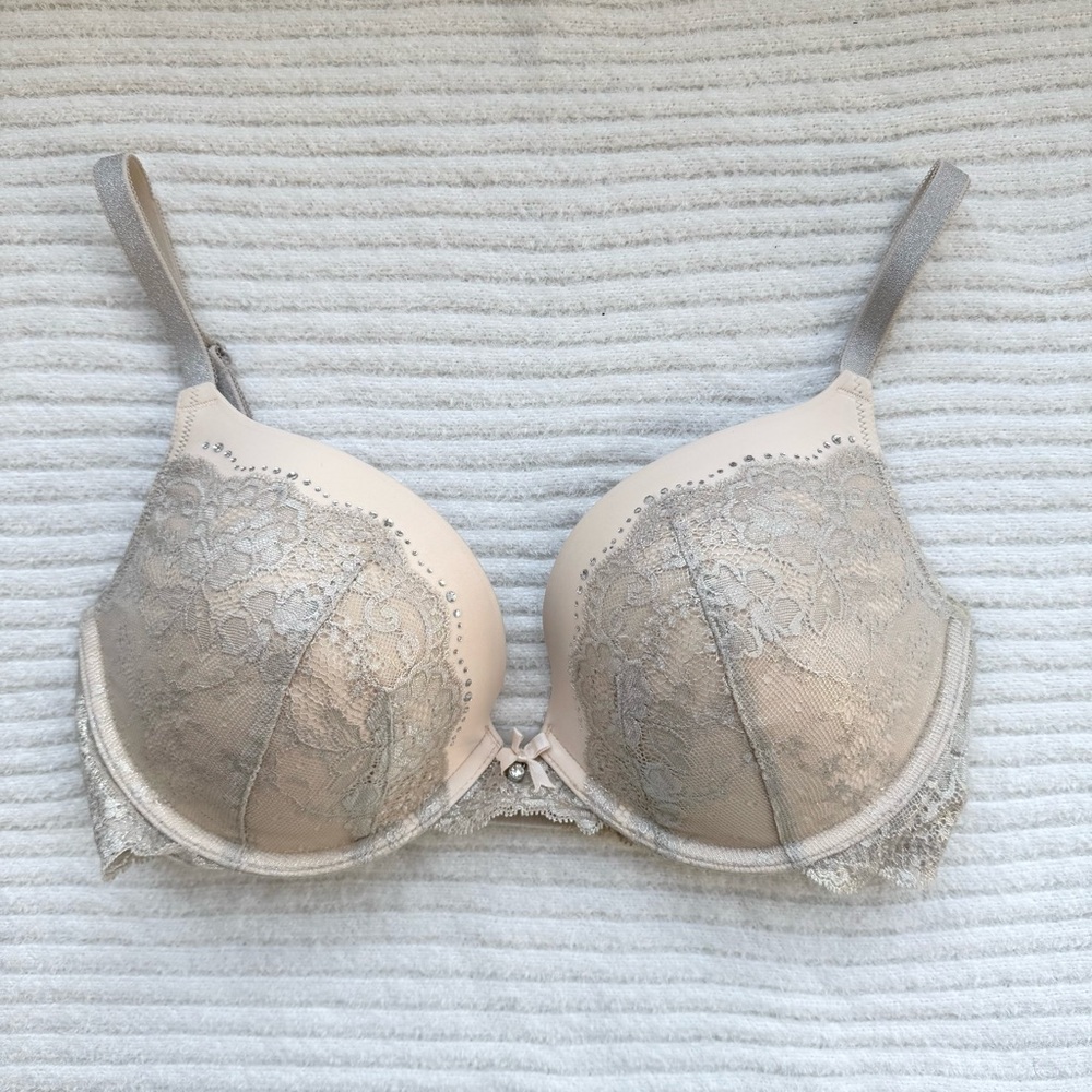 VICTORIA’S SECRET | Dream Angels Padded Push Up Bra Ivory Silver 34DD / 34E